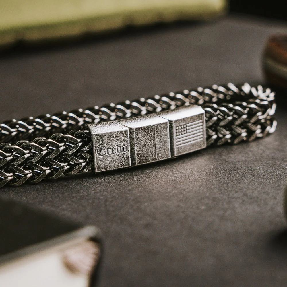 Deal 33% Off- Knight's Creed BELIEVE Credo Bracelet: Helps Pair Veterans with Service or Shelter Dogs - Image 5